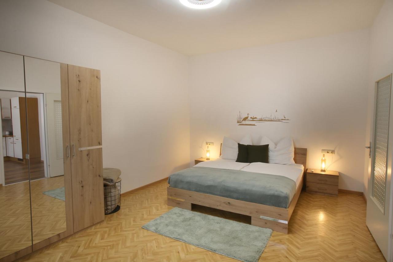Appartment Weinbau Muellner Neusiedl am See Exterior photo